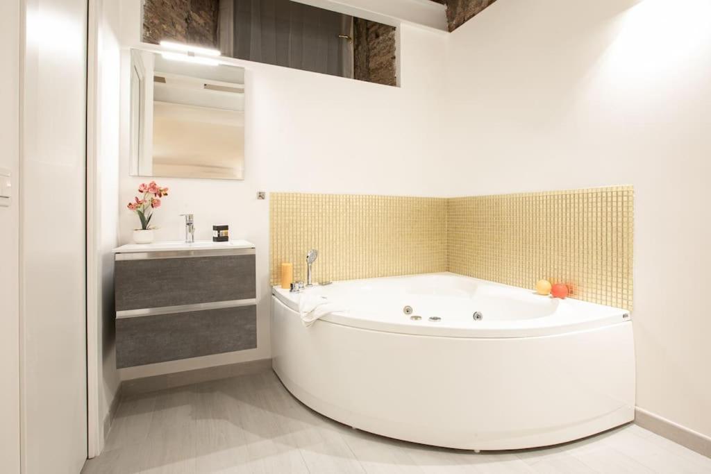 Memorable Jacuzzi Suite Navona - Top Collection ローマ エクステリア 写真